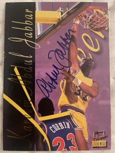 ๐ฅ1995 KAREEM ABDUL-JABBAR Signature Rookies On-Card Auto - Picture 1 of 2
