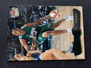 2002 Fleer Ultra Basketball Card # 7 Lynn Pride - Minnesota Lynx (NM) - Picture 1 of 3