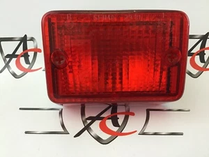 PILOTO ANTINIEBLA TRASERO ALFA ROMEO SPRINT QV REF OEM 60536494 - Imagen 1 de 4