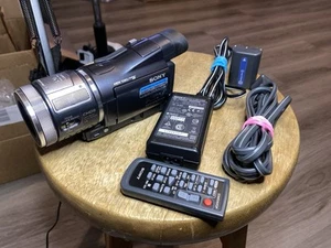 Sony Handycam HDR-HC1 Camcorder HDV MiniDV Tape Video Camera HD Video WORKING - Picture 1 of 21