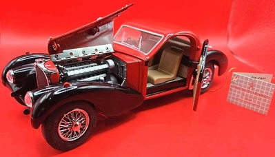 Franklin Mint 1/24 Scale 1936 Bugatti Atalante Type 57SC Red / Black Diecast New - Image 1 of 4