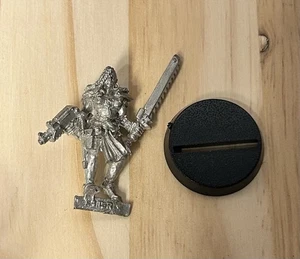 Necromunda Escher Gang Leader OOP Metal - Picture 1 of 6