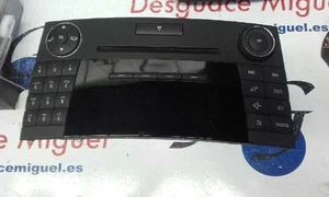 sistema audio radio cd para MERCEDES-BENZ BM SERIE 211 BERLINA 2002 129831 - Picture 1 of 3