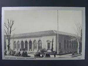 Modesto California CA Post Office Old Cars Vintage Postcard 1930s-40s - Picture 1 of 2