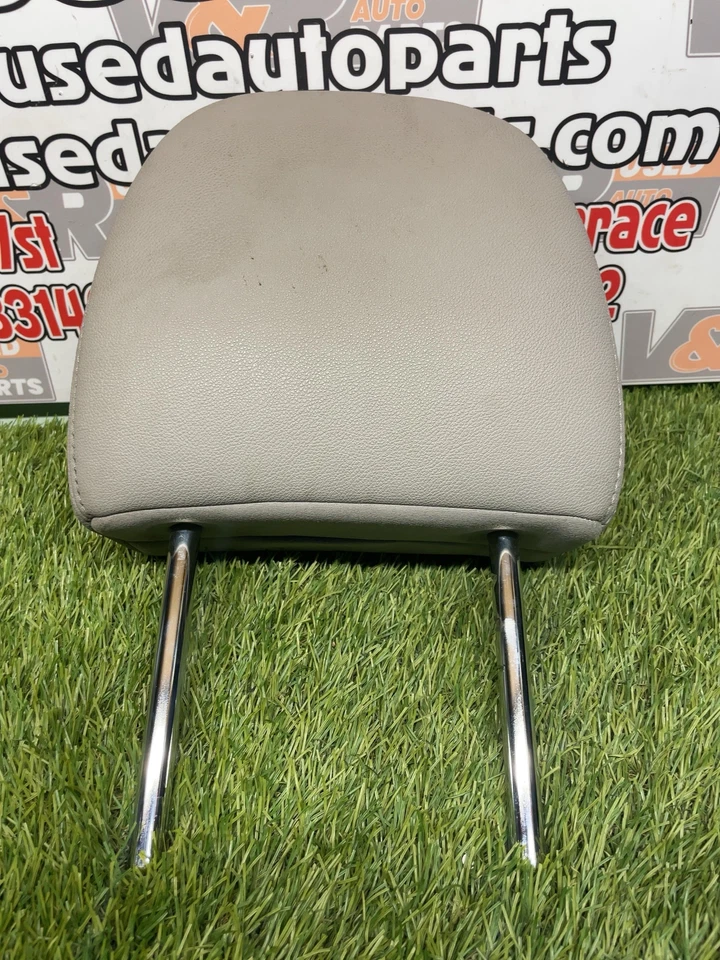 ✅ 2016 TOYOTA SIENNA левый подголовник левый от оригинального производителя - Изображение 1 из 3