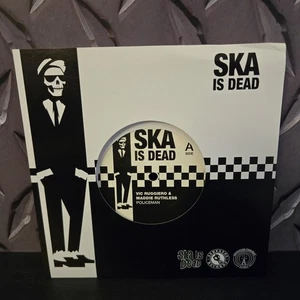 Ruggiero & Ruthless / Forthrights - Ska Is Dead : 7" White Vinyl Record - Picture 1 of 4