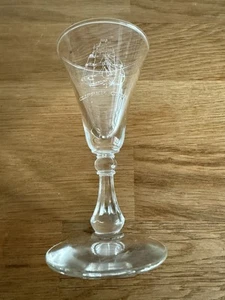 PAN AM CHAMPAGNE GLASS CLIPPER CLUB LOUNGE BERLIN TEGEL AIRPORT 1980s VINTAGE - Picture 1 of 4