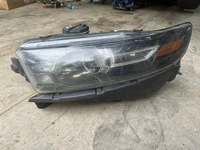 Faro de xenón SHO HID 2013-2019 para conductor izquierdo Ford Taurus lado izquierdo fabricante de equipos originales Foto 1 de 3