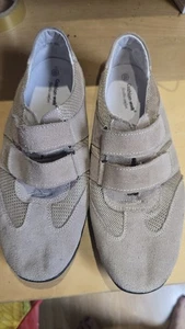 super comfy beige suede mesh cushion walk flexible comfort shoes, Size 8E (Wide) - Picture 1 of 5