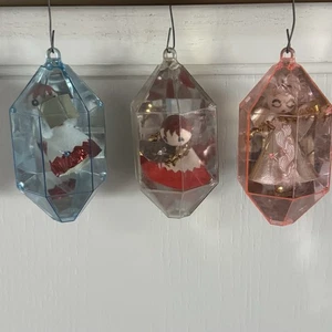 Vintage Jewel Brite Faceted Plastic Christmas Ornaments Angel/Carolers Set of 3 - Picture 1 of 9
