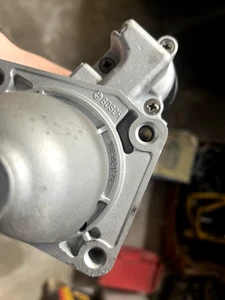 Bosch Starter 1005821779 Ford Fiesta / KA / Courier NEW - Picture 1 of 4