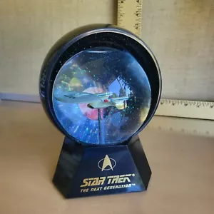 Globo de Nieve Iluminado Original Star Trek Musical Willits NCC-1701 Enterprise Works - Imagen 1 de 9
