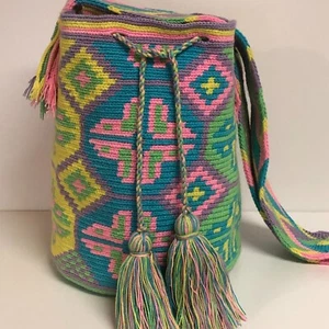 Authentic Art Mochila Wayuu Large Size 11" Unique Natural Fibers - Picture 1 of 8