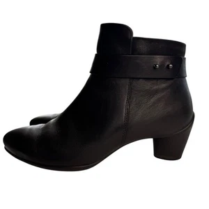 ECCO Sculptured 45 Leather Closed Ankle Zipper Boots Black EU 38 US 7.5 - Picture 1 of 11
