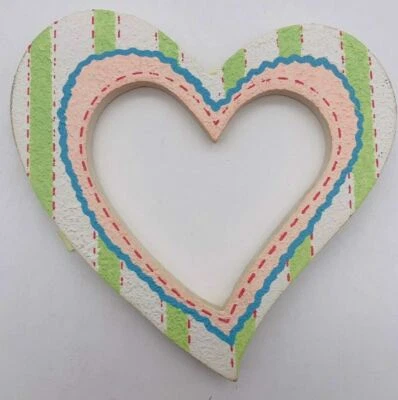 Marco de fotos en forma de corazón colgante con cinta acolchado cosido Shabby Chic Foto 1 de 4