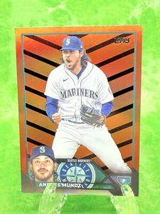 Andres Munoz - Holiday Foil - 2023 Topps Update #US21 Colorado Rockies - Picture 1 of 11