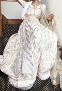 White Chiffon Anarkali dress Indian Pakistani Wedding Maxi Eid Suit Partywear M - Picture 1 of 3