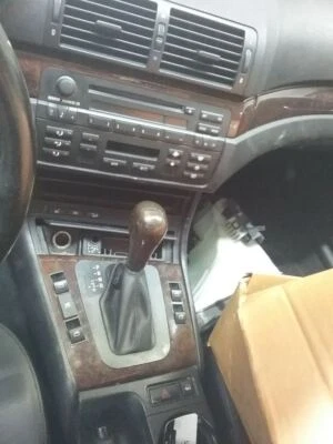 325XI     2005 Transmission Shift 1461229 - Imagem 1 de 4