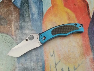 Spyderco Vrango, Satin CPM-S30V Plain Blade, Titanium/ Carbon Fiber Handle, NOS - Image 1 of 4