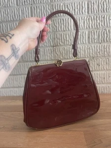 ¿Charol vintage rojo oscuro granate? Bolso de Mano Cierre Rosa Excelente Estado - Imagen 1 de 5
