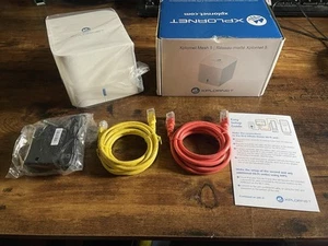 Xplornet internet equipment: The Hub 2.0, Hub 5, and Mesh 5. - Picture 1 of 5