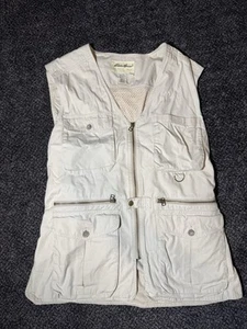 Eddie Bauer Khaki 6-Pocket Safari Hunting Hiking Photographer Outdoors Vest M A5 - Picture 1 of 23