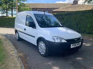 vauxhall combo 1.7 cdti ex Fire and rescue service one owner - Picture 1 of 22