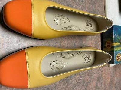 ZAPATO DE VESTIR SAS Coco Amarillo/Naranja 10 1/2 M NUEVO EN CAJA $224 PARA MUJER Nuevo En Caja Foto 1 de 4