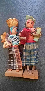 Set of 2 Vintage Folk Art Handmade Guatemala Dolls Couple on Wood Bases 7 in. - Bild 1 von 5
