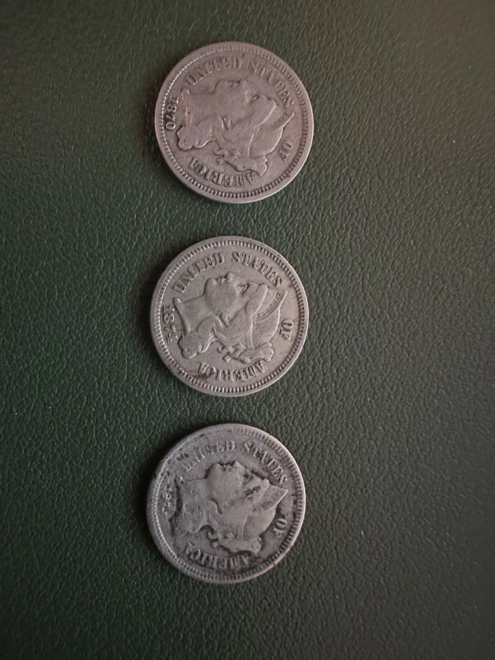 US 3 Cent Nickel 3-Coin lot - 1870, 1874 and 1875 (3C three cents) - Image 1 of 4