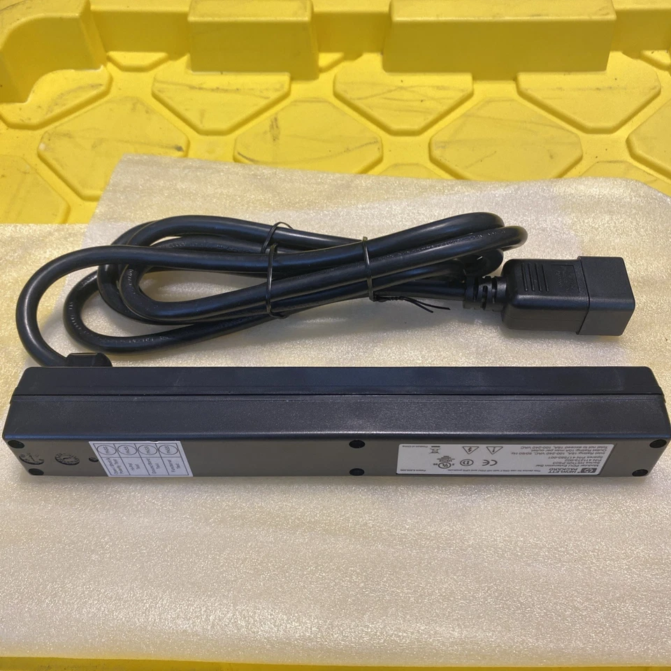 HP Modular PDU Extension Bar 411273-002 HSTNR-PS03 16A 100-240VAC 50/60Hz! New! - Image 1 of 4