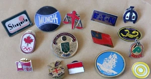 Job Lot - 15 Vintage Enamel Pin Badges/Brooches, Many Subjects, Collectable - Picture 1 of 4