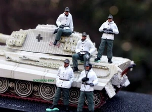 miniture 1/72 WW2 alemán 5 piezas soldados invierno petrolero campo de batalla guerra en stock - Imagen 1 de 8