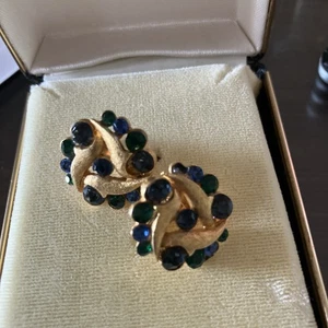 Coro Signed Vintage Green Blue Rhinestone Ladies Clip On Earrings Rare - Picture 1 of 3