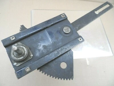 Regulador de ventana 1940-1942 Plymouth Deluxe Dodge DeSoto Chrysler SEDAN 892739 Foto 1 de 4