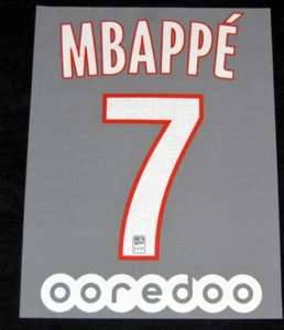 Official Paris st germain Mbappe 7 Football Badge Name/Number 2019/20 Home Adult - Picture 1 of 1