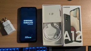 Samsung Galaxy A12 ref SM-A125F/DSN 4go ram 64 stockage Très bon État - Photo 1/2