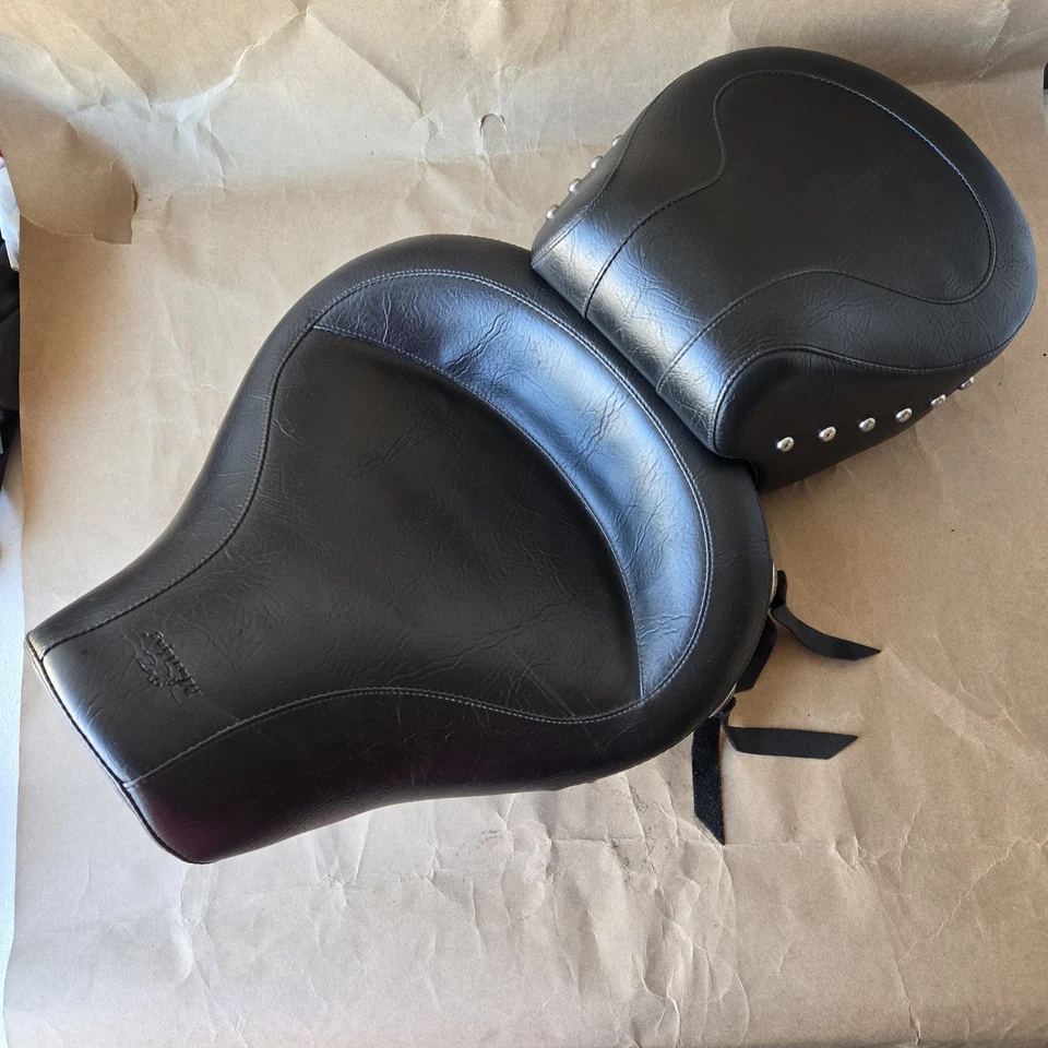 Сиденье Mustang 6D6G3WN 75530 для Harley Davidson Dyna / Wideglide FXD FXDWG - Изображение 1 из 4