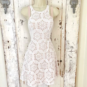 Jealous Tomato At Anthropologie Juniors Size Medium White Lace Summer Dress - Picture 1 of 11