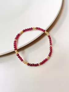 4 mm Natürlicher Roter Granat Edelstein Dehnbar Schönes Gold Gefülltes Armband 6-8 Zoll - Bild 1 von 9