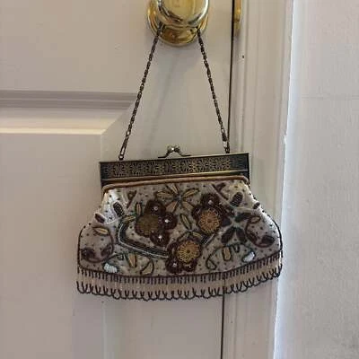 Vintage Floral Beaded & Satin Evening Bag with Kiss Clasp Foto 1 de 3
