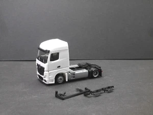 1:87 EM1273 Herpa Bausatz MB Actros Streamspace 2.5 Lowliner neu - Picture 1 of 2