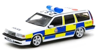 VOLVO 850 Estate - Police - Tarmac 1:64 - Immagine 1 di 4