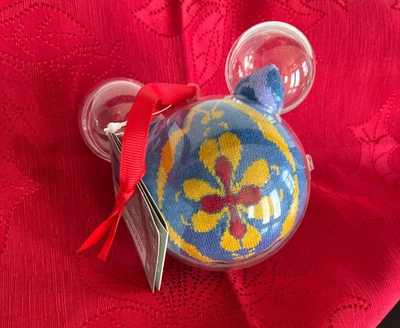 CALCETINES TRIPULADOS con diseño de alfombra Aladdin de los parques de Disney en adorno de Mickey -Adultos -NUEVOS Foto 1 de 3