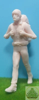 Modelfigur Wanderer Detlef unbemalt Modellbahn Figurenwelt In der Spur 1 1:32 - Bild 1 von 4