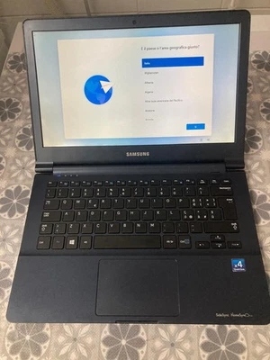 SAMSUNG 905S laptop, ×4 Quad-Core, 13"3' , Windows 11-128Gb mSATA SSD, 4Gb RAM  - Immagine 1 di 3