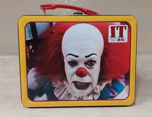 Stephen King's Classic "It" Pennywise The Clown Tin Tote Lunch Box Collectable - Picture 1 of 7