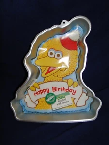 Nuevo Wilton Big Bird de colección con pancarta 2105-3654 - Imagen 1 de 2
