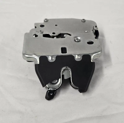 2016 Nissan Altima SV 2.5L Rear Trunk Lid Latch Lock Actuator Assembly OEM - Image 1 of 4