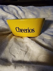 Cheerios 2003 forma de corazón amarillo cuenco de cereal cerámica General Mills vintage 6" - Imagen 1 de 7